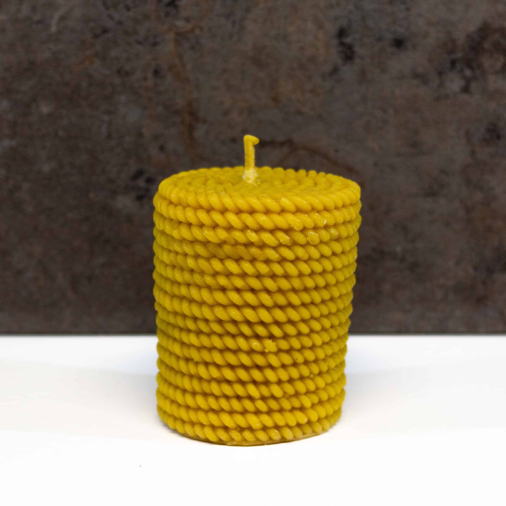 Bougie cylindrique en cire d'abeille blanche