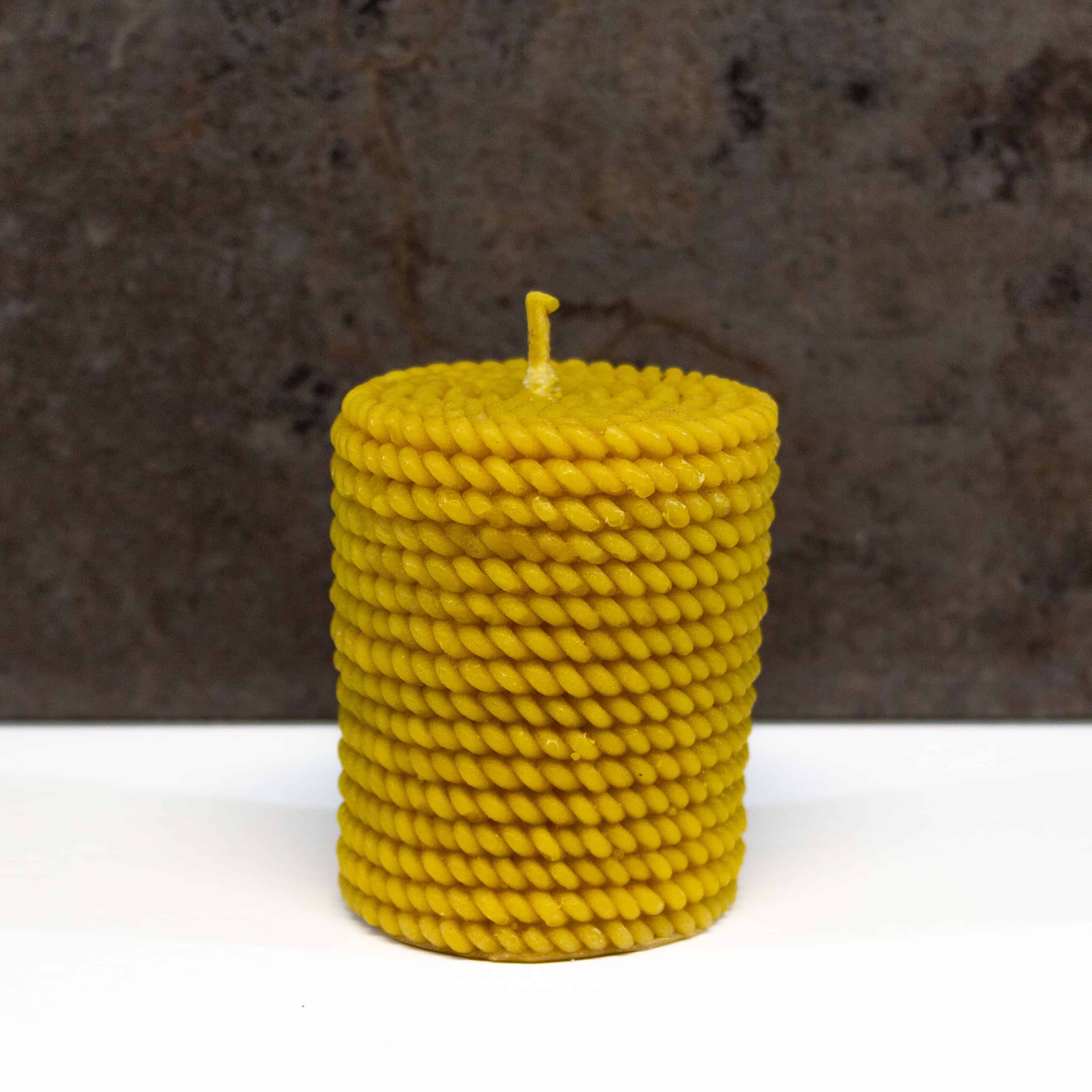 Bougie cylindrique en cire d'abeille blanche